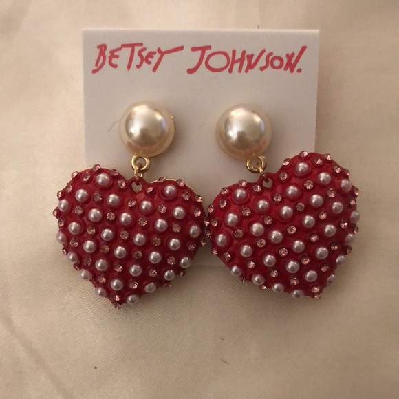 Betsey Johnson Gold Tone XOXO Faux Pearl Red Heart Drop Earrings Crystal NWT - Picture 7 of 9